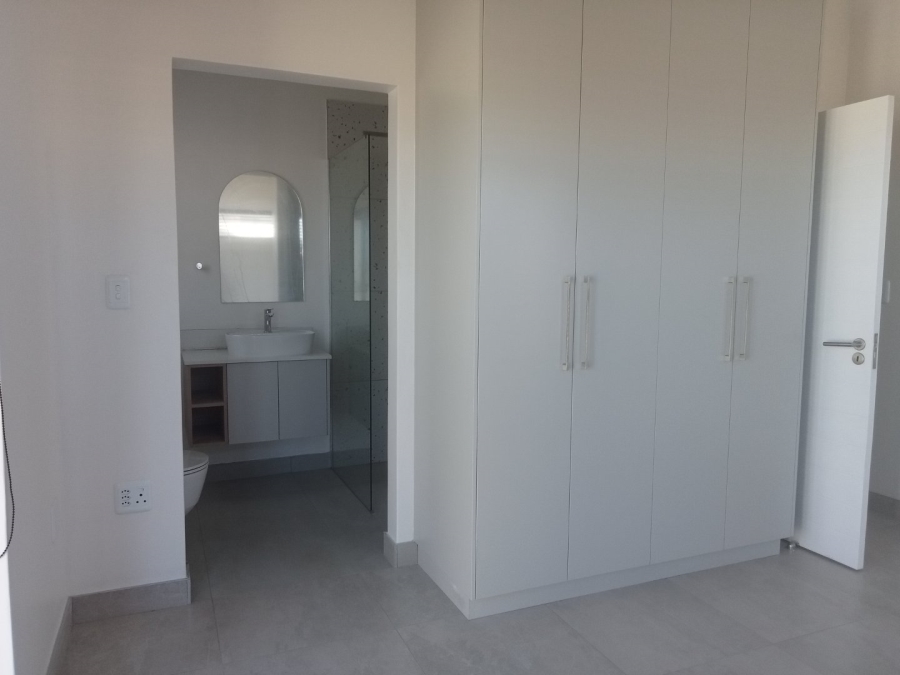 To Let 3 Bedroom Property for Rent in Le Grand Golf Estate Western Cape
